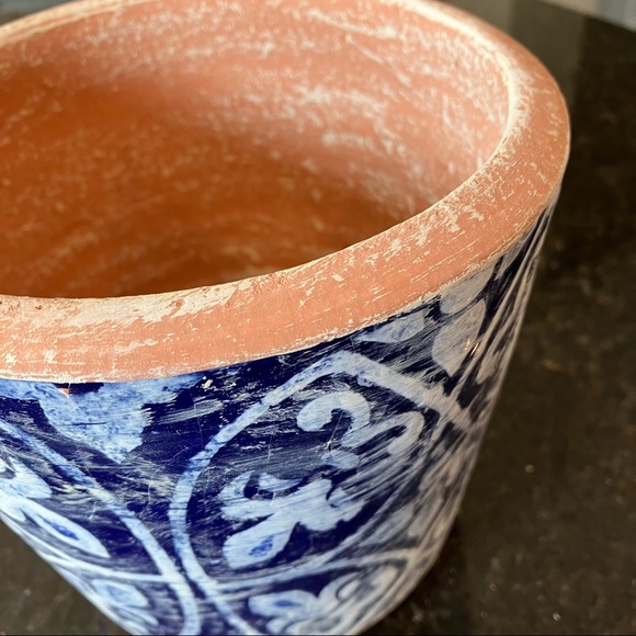 New Pottery Barn Ikat Tile Hand Painted Terracotta Planter, Small Pot Plant Pot - Picture 11 of 16